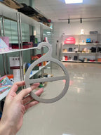 Customized high-end paper hooks and tags